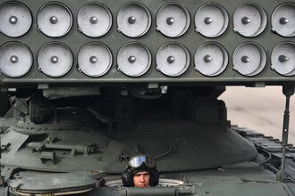 Новый тип боеприпаса ‘Солнцепек’: Термобарическая угроза для противника