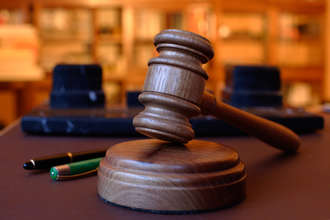 Бывший офицер Минобороны приговорен к 9 годам за взяточничество и злоупотребление служебным положением