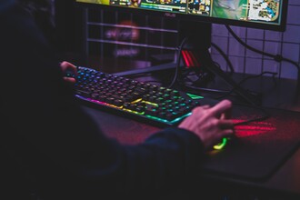 Команда PUTIN TEAM дисквалифицирована из Boss Battle из-за подозрений в читерстве
