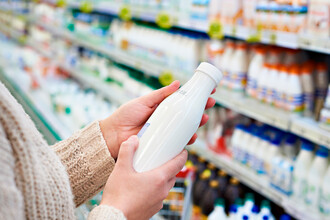 Правительство отклонило инициативу о предупреждающих знаках на продуктах с высоким содержанием жиров, сахара и соли