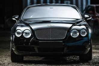 Российский рынок подержанных премиальных авто: выгодные предложения Maserati, Bentley и Continental GT