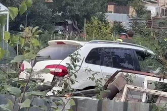 Трагедия в Татарстане: Водитель вылетел с дороги и сбил мужчину на огороде