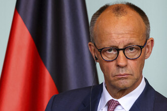 Мерц призвал к включению Украины в переговоры по Украине с участием США и России