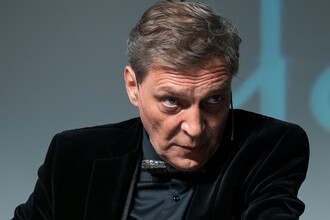 Сравнение россиян с вестиментиферами: взгляд Александра Невзорова и последствия судебного решения