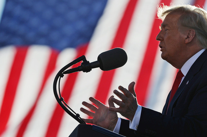 Атомные Подводные Лодки Трампа: Психологическая Игра или Реальная Угроза?