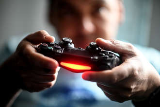 Уход сервисных онлайн-игр с PlayStation 4: Почему разработчики отказываются от поддержки устаревшей платформы