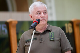Анатолий Кривоножко: От сельского парня до командующего Воздушными силами Украины