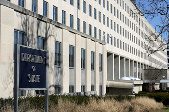 Госдепартамент США смягчает критику в докладе о правах человека