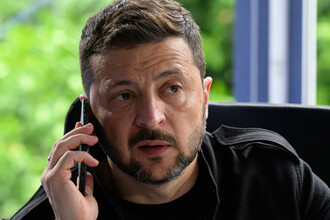 Зеленский отвергает ‘воздушные перемирия’: Киев настаивает на полном прекращении огня