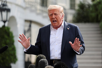 Трамп угрожает Индии новыми пошлинами из-за импорта российской нефти и обвинения в поддержке конфликта в Украине