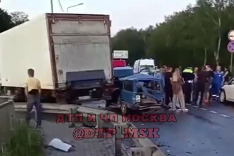 Серьезное ДТП в Чехове: Несколько автомобилей попали в аварию