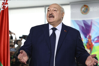 Лукашенко предложил формат переговоров Россия-США-Украина