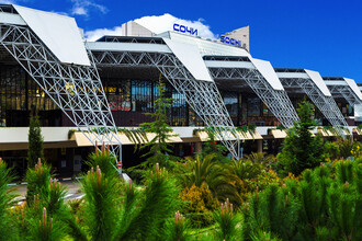 Сочинский аэропорт возобновил работу после временных ограничений