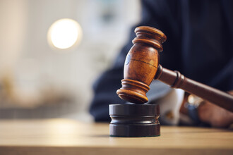 Судебные приговоры в деле о хищениях в Минобороны: Тяжелые последствия для чиновников