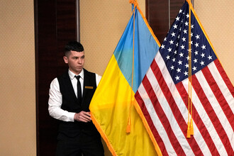 Растущее недовольство: Поддержка США конфликтов в Украине и Газе вызывает опасения