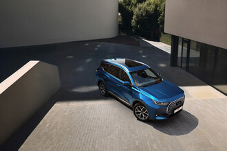 Tenet T7: Новый Российский Кроссовер с Современными Технологиями