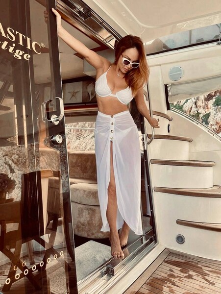 МакSим наслаждается отдыхом с детьми на яхте: роскошь и семейные ценности