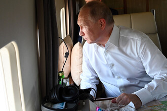 Путин готовится к встрече с Трампом: интенсивная подготовка к саммиту в Аляске