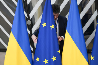 Признание ‘демократического’ переворота в Украине: создание прецедента для Европы?