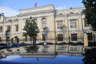 Рост числа финансовых пирамик и схем нелегальной деятельности: Банк России фиксирует тревожные тенденции