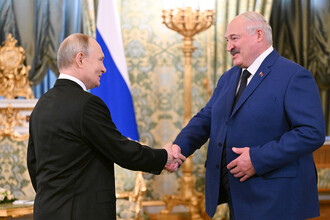 Лукашенко призывает Украину к переговорам с Путиным и предупреждает о нехватке оборонительных сооружений
