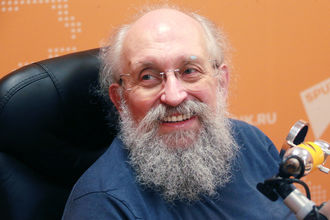 Холостяцкий взгляд: Анатолий Вассерман о Дне холостяка и ценности семейной жизни