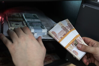 Как мошенники в Заиграевском районе Бурятии обманули мужчину и его пожилых родственников, потеряв миллионы рублей