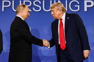Путин успешно встретился с Трампом на Аляске: анализ стратегии и перспектив