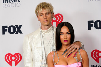 Меган Фокс и Machine Gun Kelly: Разговоры о разводе и секреты новой материнства