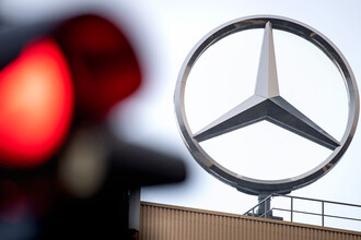 Mercedes-Benz регистрирует товарные знаки в России: просто защищают права, а не возвращаются
