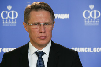 Министр Мурашко оказал помощь пассажиру во Вьетнаме и помог россиянину в Китае