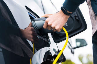 Shell представляет инновационную жидкость EV-Plus, сокращающую время зарядки электромобилей в десять раз