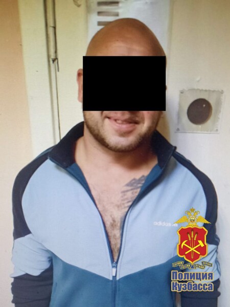 В Новокузнецке задержали мужчину, бросившего петарду с религиозными лозунгами