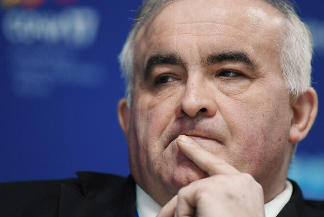 Сергей Ситников уверенно побеждает на выборах главы Костромской области