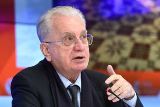 Эрмитаж отметил выдающихся деятелей культурой наградами